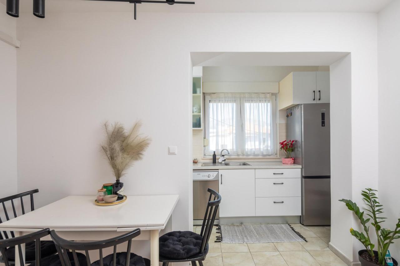 App - Private Parking & Terrace Apartament